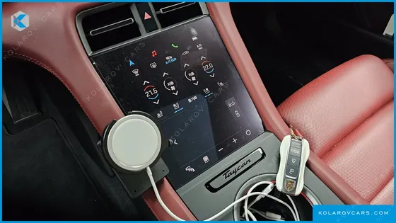 PORSCHE TAYCAN BASE