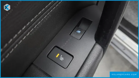 CHEVROLET (GM DAEWOO) CAPTIVA 2WD LT PREMIUM