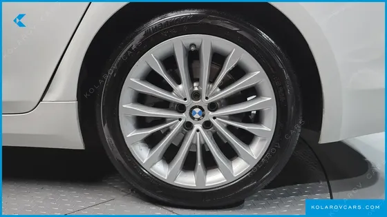 BMW 5 SERIES 530I XDRIVE LUXURY PLUS