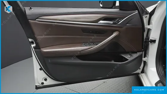 BMW 5 SERIES 530I XDRIVE LUXURY PLUS