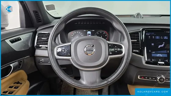 VOLVO XC90 B6 INSCRIPTION