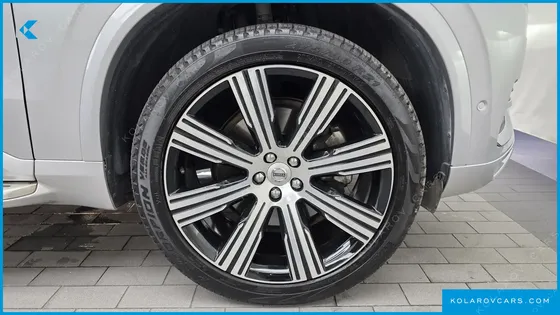 VOLVO XC90 B6 INSCRIPTION
