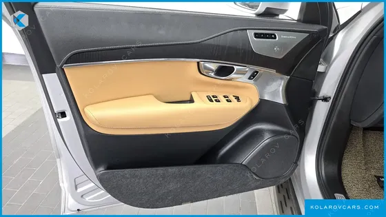 VOLVO XC90 B6 INSCRIPTION