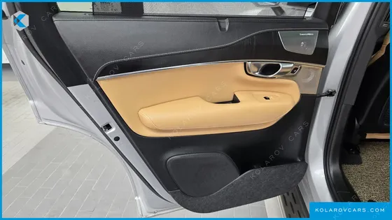 VOLVO XC90 B6 INSCRIPTION