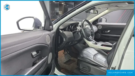 LAND ROVER RANGE ROVER EVOQUE 2.0 TD4 SE