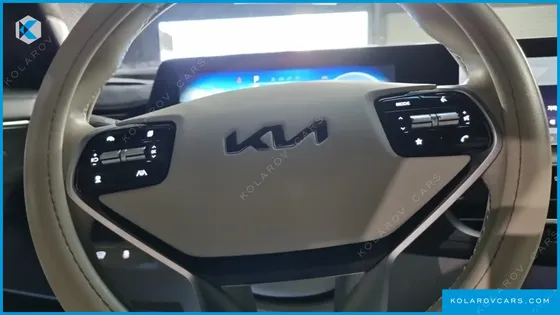 KIA K8 2.5 GASOLINE 2WD