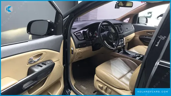 KIA CARNIVAL 9-SEATER PRESTIGE