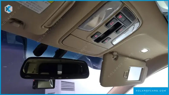 KIA CARNIVAL 9-SEATER PRESTIGE