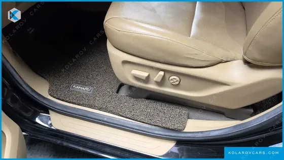 KIA CARNIVAL 9-SEATER PRESTIGE