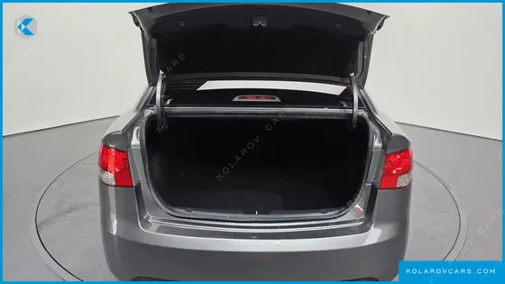 KIA FORTE 1.6 GDI DELUXE