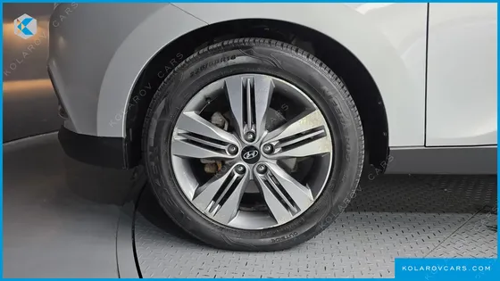 HYUNDAI TUCSON DIESEL(E-VGT) 2WD
