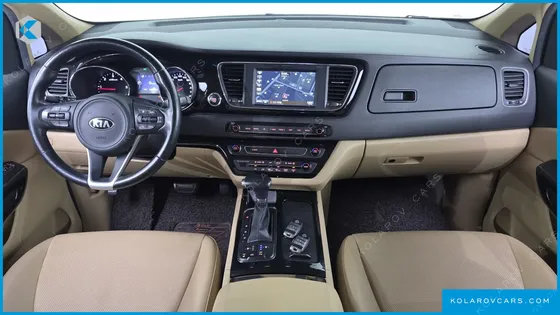 KIA CARNIVAL 9-SEATER PRESTIGE