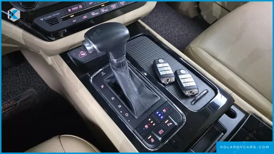 KIA CARNIVAL 9-SEATER PRESTIGE