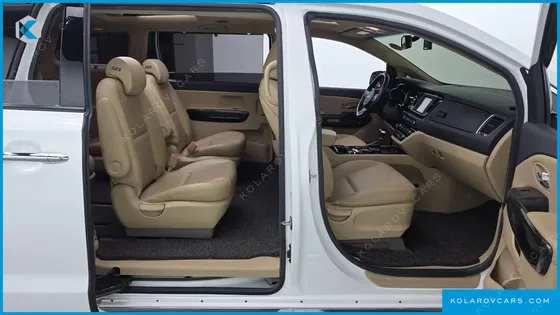 KIA CARNIVAL 9-SEATER PRESTIGE