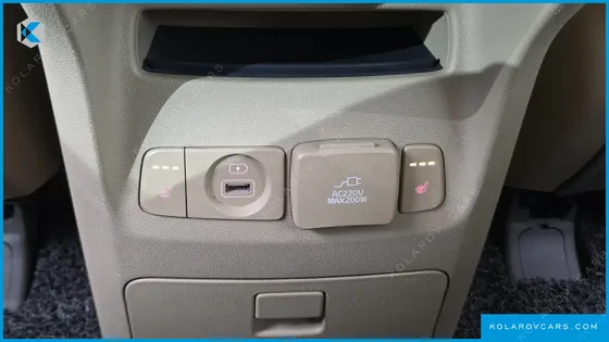 KIA CARNIVAL 9-SEATER PRESTIGE