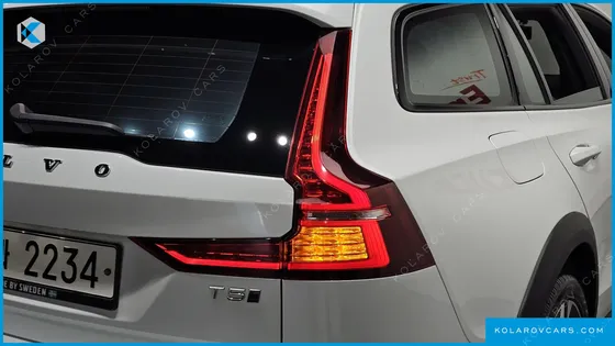 VOLVO V60 T5 PRO AWD
