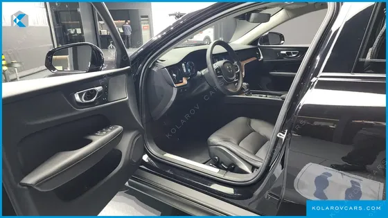 VOLVO V60 T5 AWD