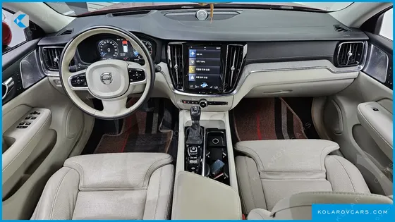 VOLVO V60 T5 PRO AWD
