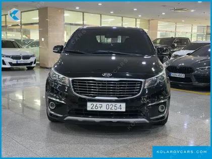 KIA CARNIVAL 9-SEATER NOBLESSE