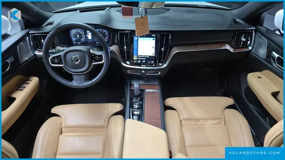 VOLVO V60 B5 AWD