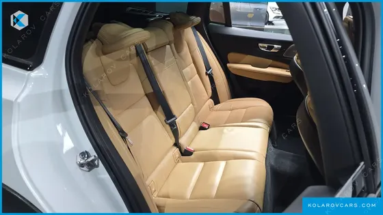 VOLVO V60 B5 AWD