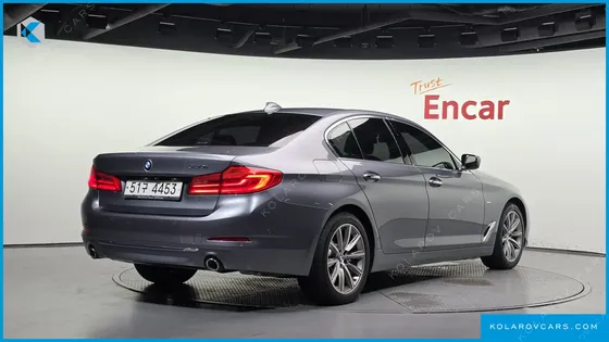 BMW 5 SERIES 520I LUXURY