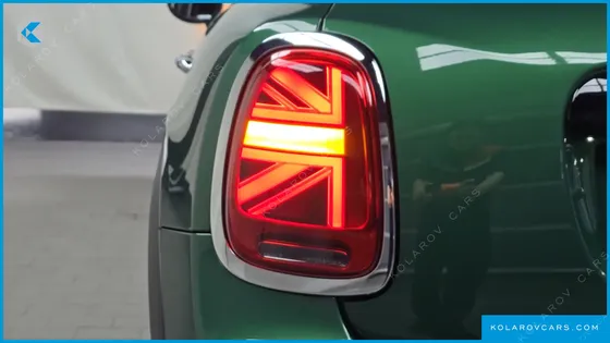 MINI COOPER 5-DOOR CLASSIC PLUS