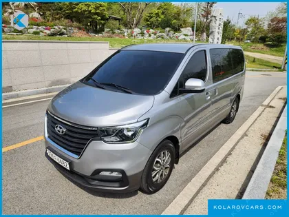 HYUNDAI STAREX URBAN 9-SEATER