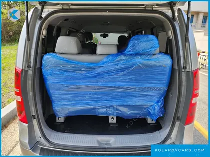 HYUNDAI STAREX URBAN 9-SEATER