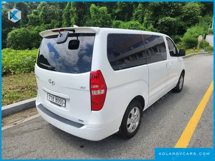 HYUNDAI STAREX 4WD WAGON 12-SEATER