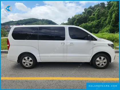 HYUNDAI STAREX 4WD WAGON 12-SEATER