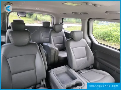 HYUNDAI STAREX 4WD WAGON 12-SEATER