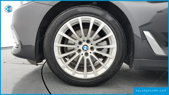 BMW 5 SERIES 520I LUXURY