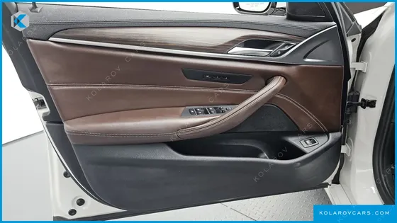 BMW 5 SERIES 530I LUXURY PLUS