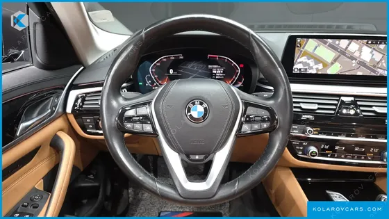 BMW 5 SERIES 520I LUXURY