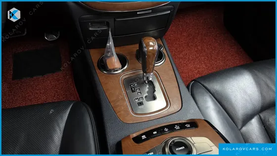 KGM - SSANGYONG CHAIRMAN CW700 4TRONIC