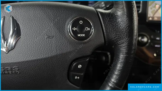 KGM - SSANGYONG CHAIRMAN CW700