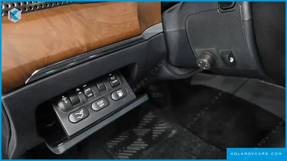 KGM - SSANGYONG CHAIRMAN CW700