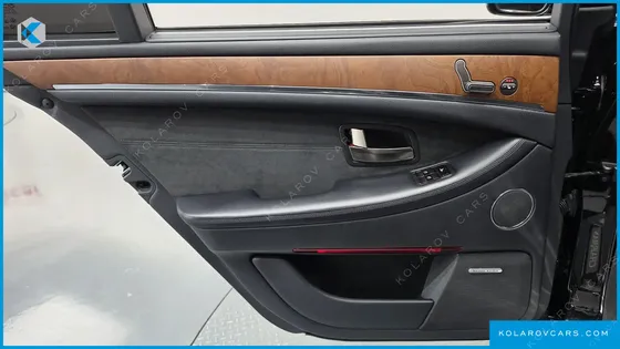 KGM - SSANGYONG CHAIRMAN CW700