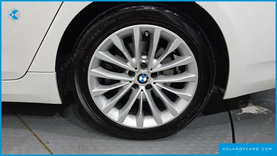 BMW 5 SERIES 520I LUXURY