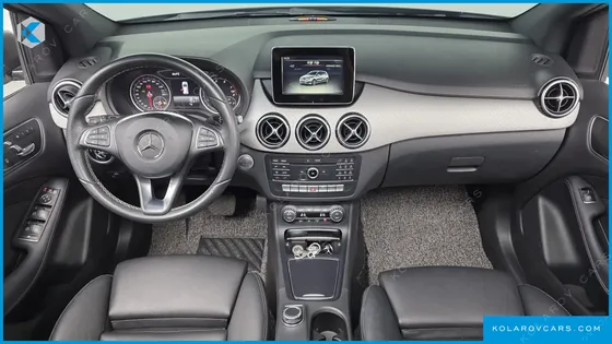 MERCEDES B-CLASS B220