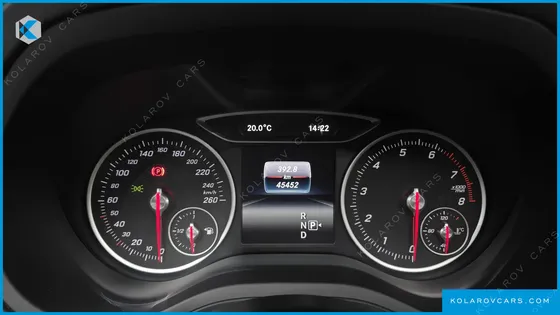 MERCEDES B-CLASS B220