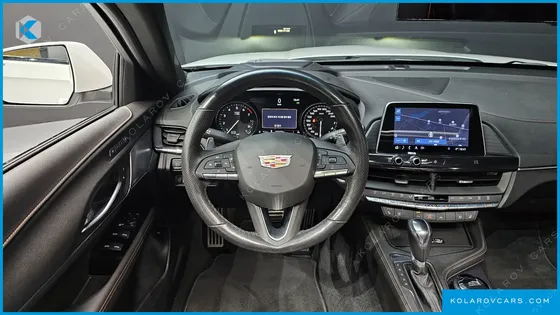 CADILLAC CT4 2.0 SPORT