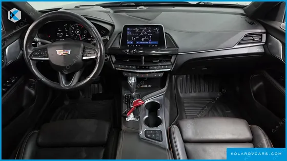 CADILLAC CT4 2.0 SPORT