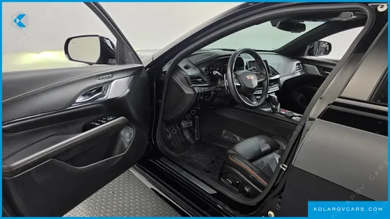 CADILLAC CT4 2.0 SPORT