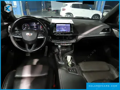 CADILLAC CT4 2.0 SPORT