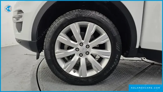 LAND ROVER DISCOVERY SPORT 2.0 TD4 HSE LUXURY