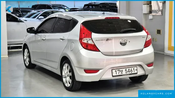 HYUNDAI ACCENT DIESEL WIT 1.6 VGT PREMIER
