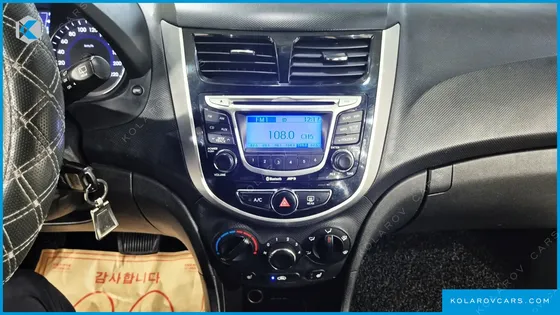 HYUNDAI ACCENT DIESEL WIT 1.6 VGT PREMIER