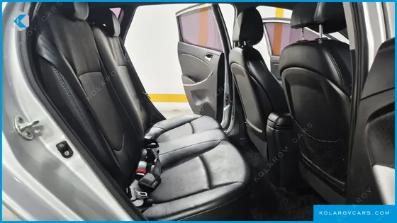 HYUNDAI ACCENT DIESEL WIT 1.6 VGT PREMIER
